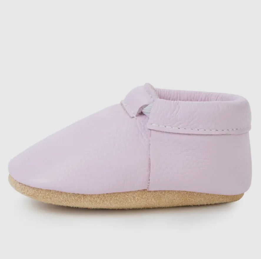 BirdRock Baby- Fringeless Moccasins