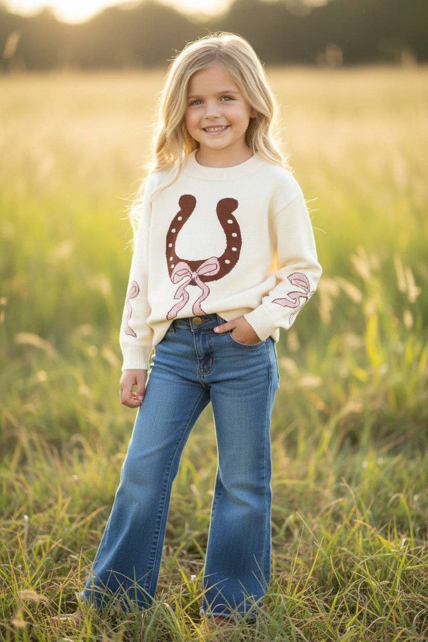 Horseshoe knit sweater w/ pink bow on sleeves. TPG60533 JEAN