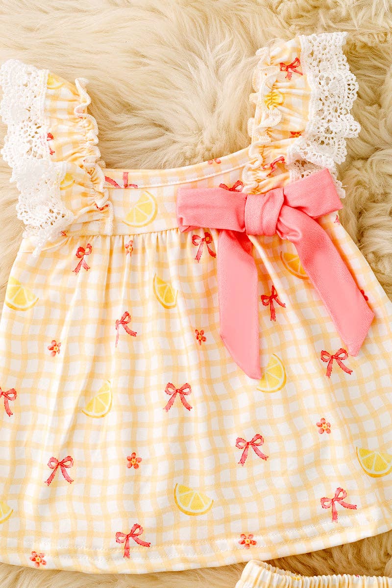 Yellow wavy gingham top & bloomers with lemon print. RPG63459 AMY
