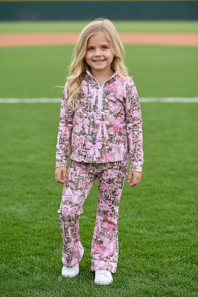 camouflage & pink bows