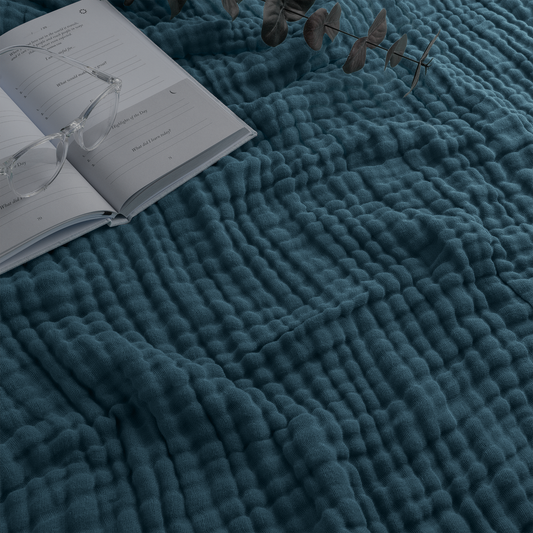 Muslin Blanket for Adults, 6-Layer Bedding by Comfy Cubs